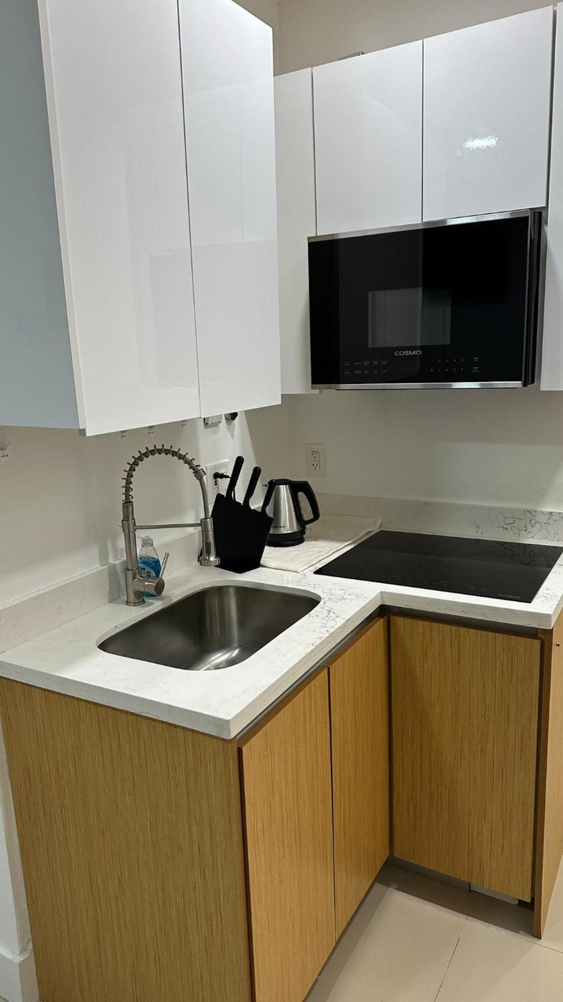 104 Mixed Shared Rooms Central, Friendly, Affordable Miami Exterior foto